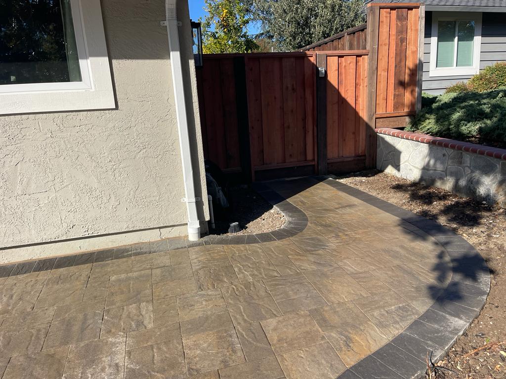 J'S Modern Landscaping, Inc. Image